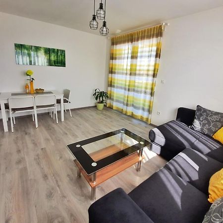 Apartment Mrvica Near The Zagreb Airport Velika Gorica Buitenkant foto
