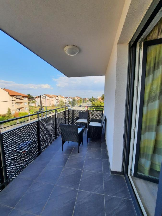 Apartment Mrvica Near The Zagreb Airport Velika Gorica Buitenkant foto