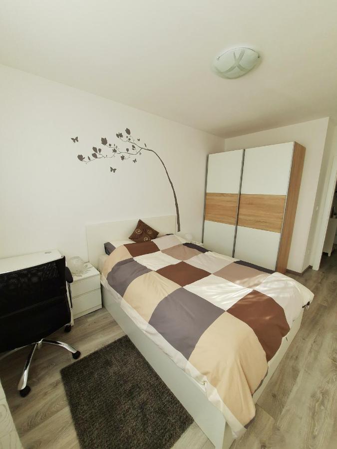 Apartment Mrvica Near The Zagreb Airport Velika Gorica Buitenkant foto