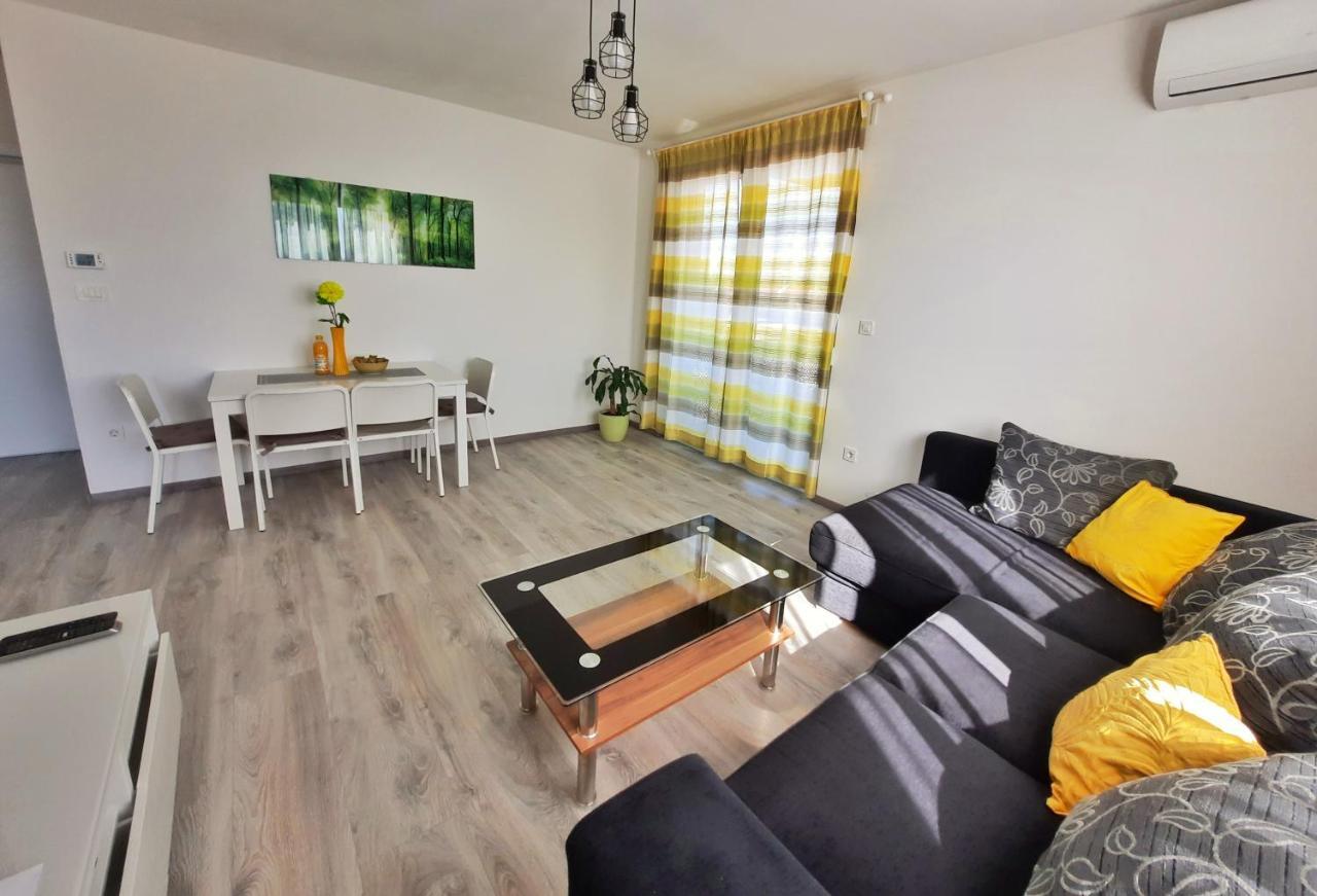 Apartment Mrvica Near The Zagreb Airport Velika Gorica Buitenkant foto