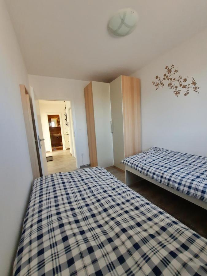 Apartment Mrvica Near The Zagreb Airport Velika Gorica Buitenkant foto